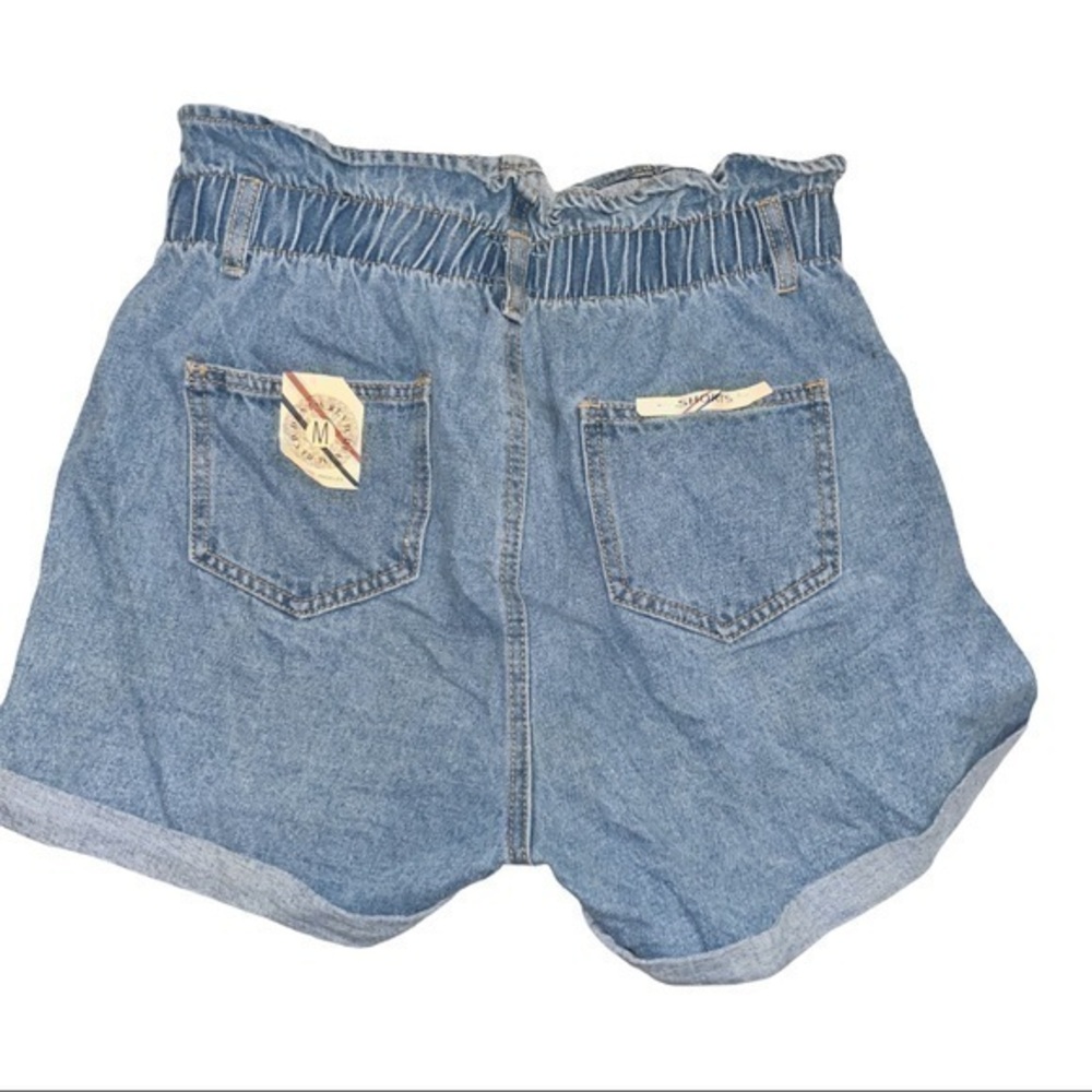 Shorts size medium